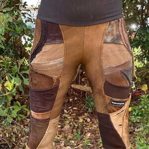 Wildhorse Apparel cropped pants